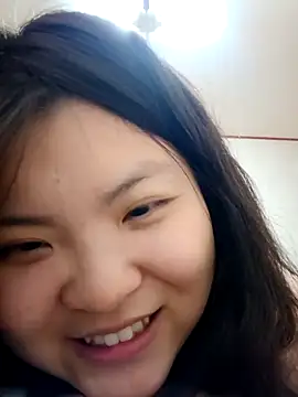 hello098712 online show from February 16, 2025, 9:48 pm