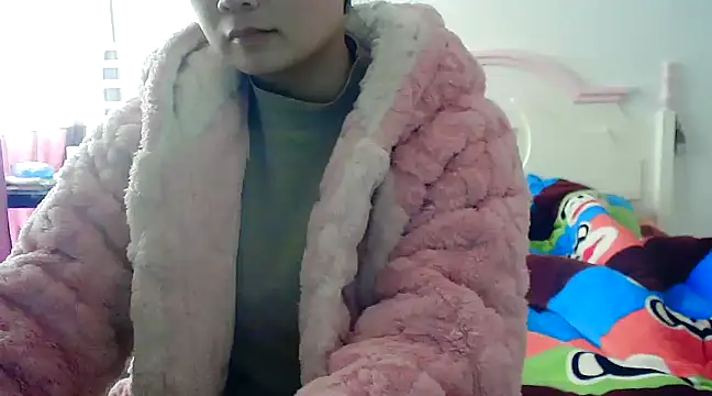 CN-Xiaoxi online show from February 2, 2025, 6:04 am