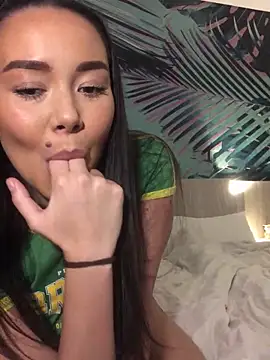 mayakitsune69 online show from March 22, 2025, 3:31 pm