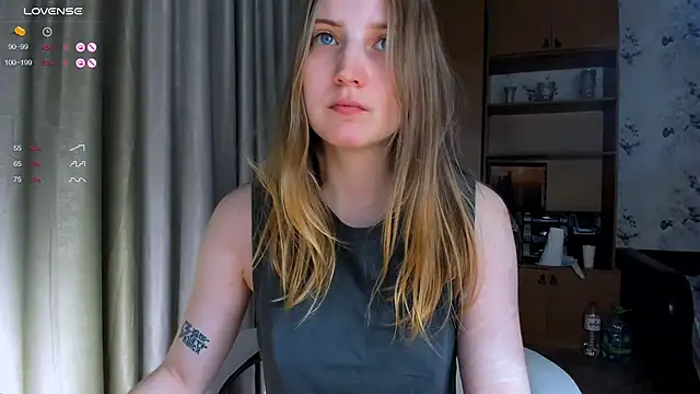 Snapshot of princessaalicc chatting on October 16, 2025, 3:13 pm princessaalicc online show from October 16, 2025, 3:13 pm