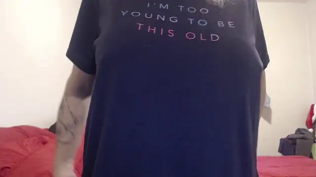 canadiancougar1965 online show from December 4, 2024, 1:31 pm