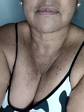 Kasandra Ho online show from March 11, 2025, 10:40 am