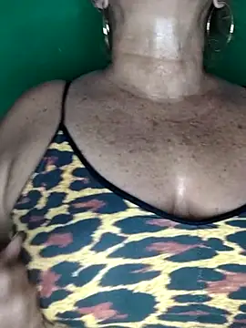 Kasandra Ho online show from October 26, 2025, 6:25 pm