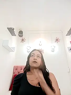 samanthaPuxy online show from February 9, 2025, 8:00 am