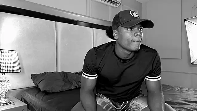 JoshLoganx online show from January 15, 2025, 8:05 pm