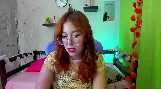  Moon Johnson online show from February 11, 2025, 11:22 pm