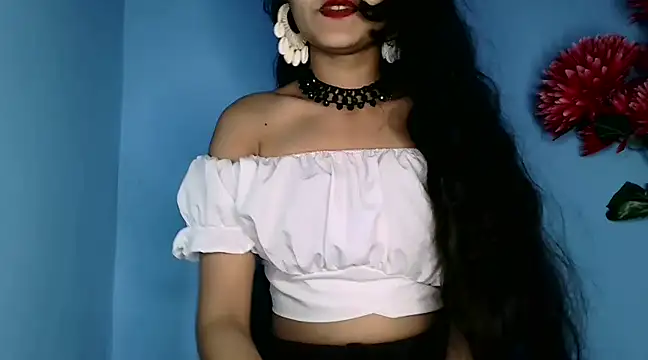 SUZY FROMUS online show from January 12, 2025, 6:27 pm