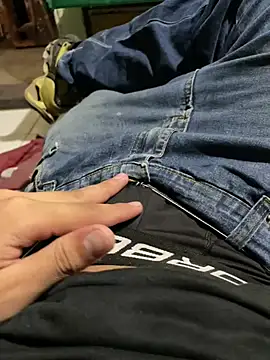 Snapshot of kauanzinhoofc chatting on December 17, 2024, 3:28 pm kauanzinhoofc online show from December 17, 2024, 3:28 pm