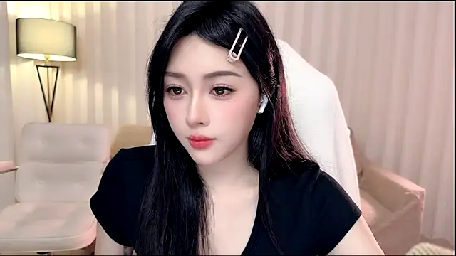 K-moumou online show from April 8, 2026, 3:56 pm