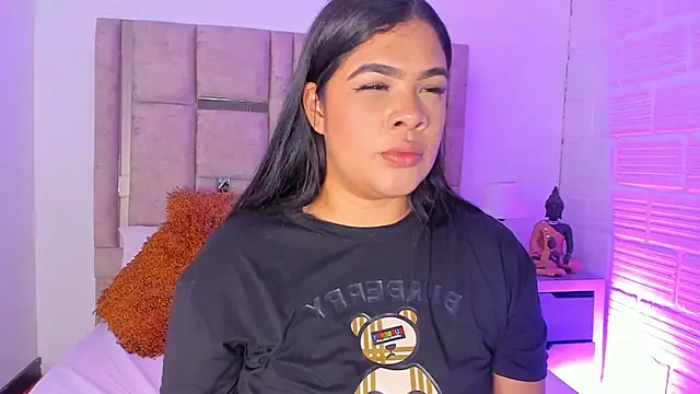 EmmaBecket2 online show from October 26, 2025, 3:34 am