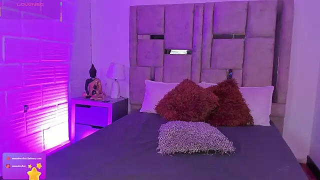 EmmaBecket2 online show from December 3, 2025, 3:25 am