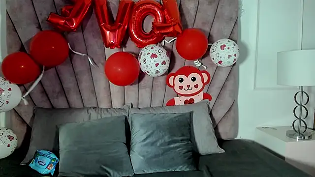 EmmaBecket2 online show from February 14, 2026, 8:49 pm