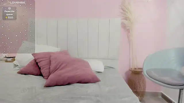 Snapshot of Carol_Pinter chatting on February 25, 2025, 12:34 pm Carol Pinter online show from February 25, 2025, 12:34 pm