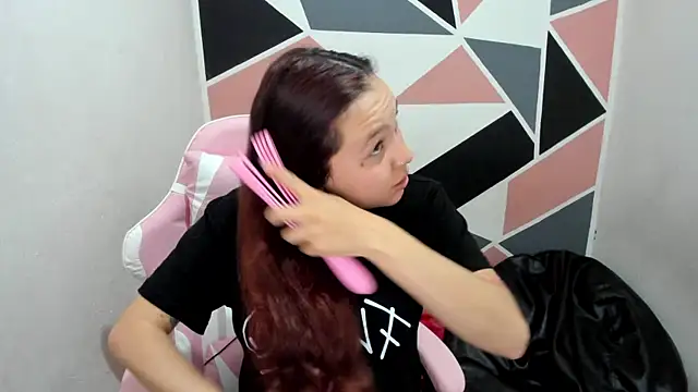 Snapshot of Carol_Pinter chatting on September 27, 2025, 11:10 pm Carol Pinter online show from September 27, 2025, 11:10 pm