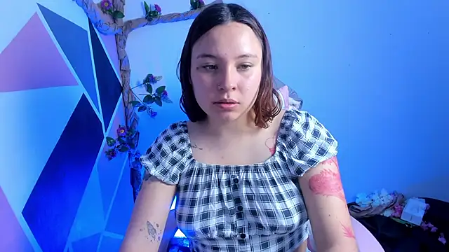 Carol Pinter online show from December 15, 2025, 3:38 pm