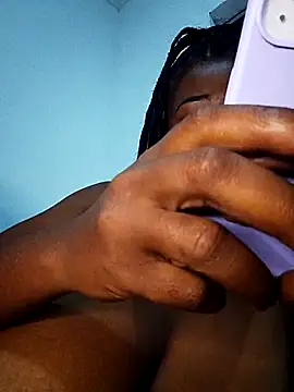 Snapshot of Daniela518 chatting on March 11, 2026, 4:40 am Daniela518 online show from March 11, 2026, 4:40 am