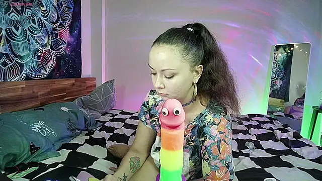 kellycakemeow online show from February 9, 2025, 7:16 am