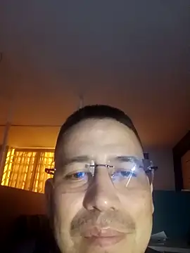 Snapshot of Edipaca chatting on September 13, 2025, 12:10 am Edipaca online show from September 13, 2025, 12:10 am