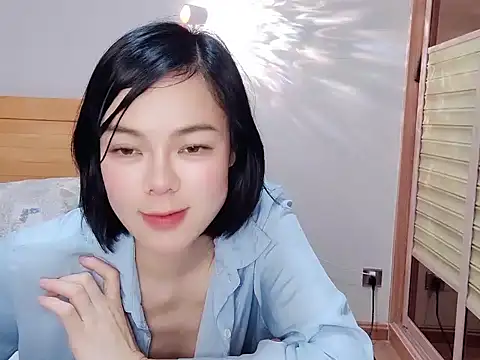 Linda-LL online show from January 31, 2025, 2:49 pm