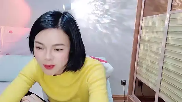 Linda-LL online show from March 17, 2025, 11:53 am