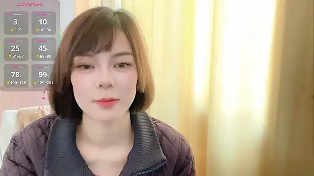 Linda-LL online show from December 4, 2025, 4:55 am