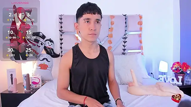 Thayler jones online show from October 3, 2025, 11:18 am