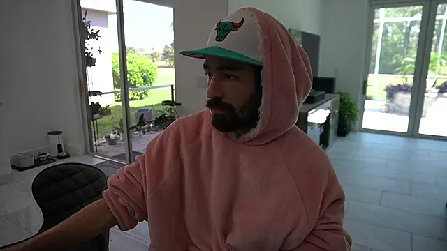 Your Ice cream online show from March 7, 2025, 3:49 pm