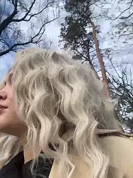 KikiWatson online show from January 7, 2025, 8:56 am