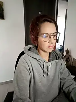 your red rose  online show from January 14, 2025, 1:38 pm