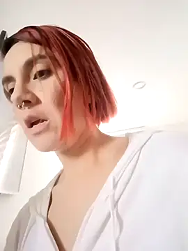 your red rose  online show from January 19, 2025, 5:49 pm