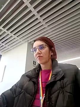 your red rose  online show from January 20, 2025, 12:49 pm