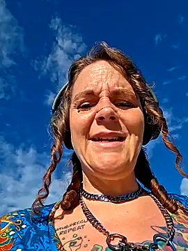 thatonespicychick online show from September 21, 2025, 2:19 pm