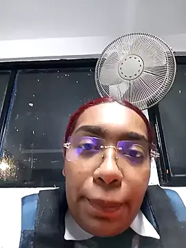 Cinnamon-Skin online show from December 30, 2024, 6:20 am