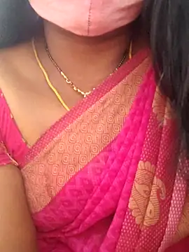 Snapshot of sana14 chatting on September 19, 2025, 9:32 am sana14 online show from September 19, 2025, 9:32 am
