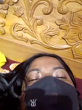 sana14 online show from November 6, 2025, 9:05 pm