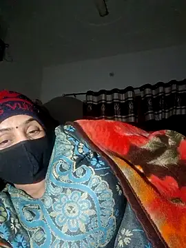 menakshiiikaur online show from December 18, 2025, 5:41 pm