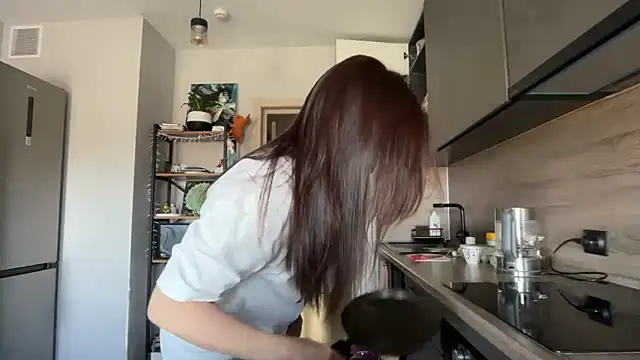 jainesummer online show from April 8, 2026, 8:47 am