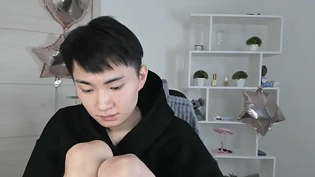 Miram Yu online show from December 6, 2024, 12:05 pm