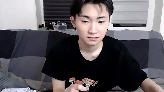 Miram Yu online show from January 18, 2025, 10:39 pm