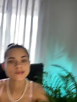 HannaRhodes online show from November 1, 2025, 5:15 pm