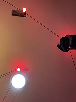 sluttysmiley online show from December 15, 2025, 10:41 am