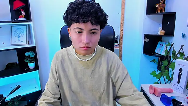 Im Mathias online show from November 22, 2025, 1:48 am