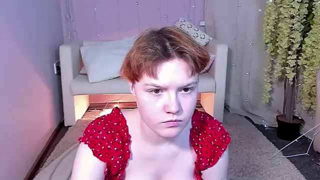 DreamyLuna online show from January 15, 2025, 5:58 pm