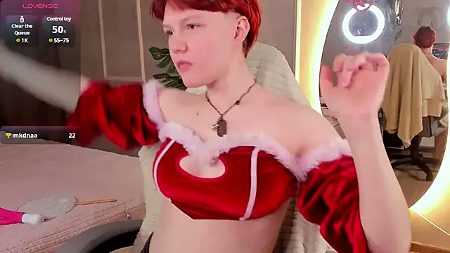 DreamyLuna online show from February 10, 2025, 12:19 am