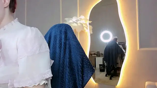 DreamyLuna online show from March 16, 2025, 8:43 pm