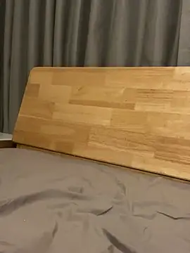 iyy2004 online show from January 26, 2025, 10:55 am