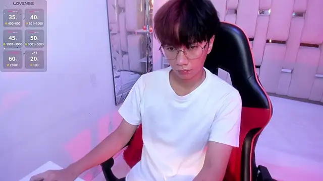 Eriol  online show from October 2, 2025, 11:39 am