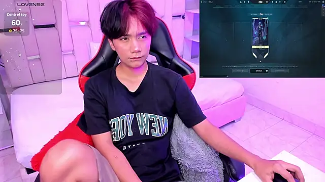 Eriol  online show from October 21, 2025, 11:55 am