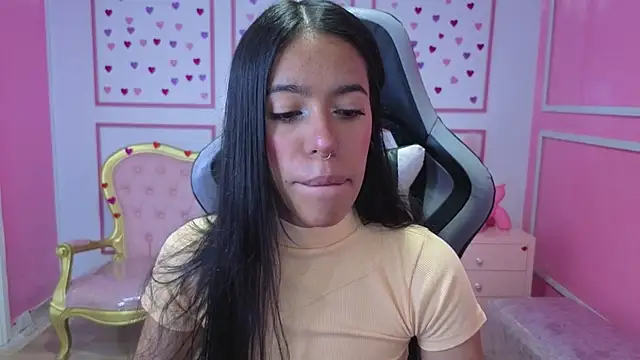 stephania t online show from September 9, 2025, 11:32 am