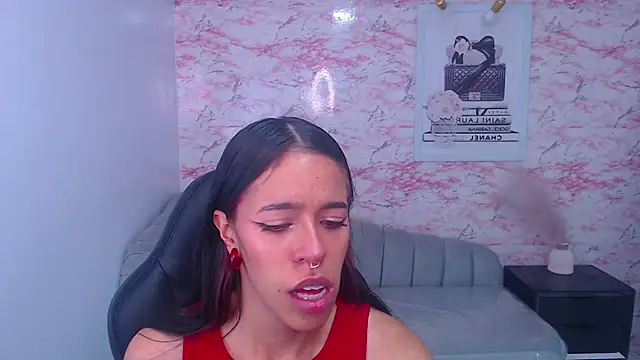 stephania t online show from October 4, 2025, 2:31 am